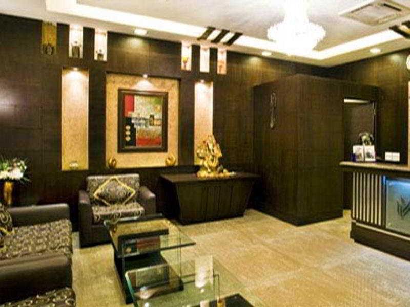 Bluestone Nehru Place By The Cosy New Delhi