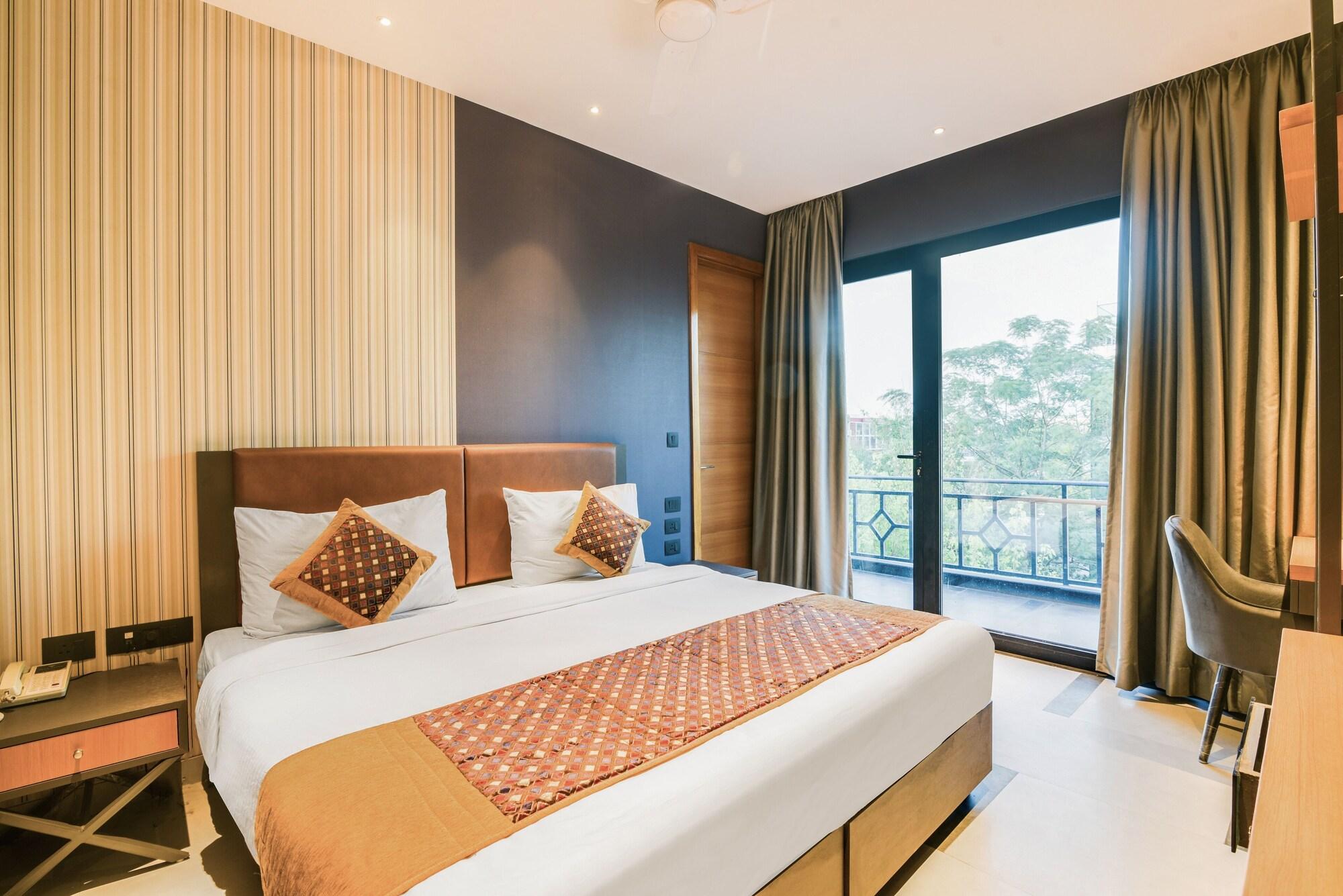 Bluestone Nehru Place By The Cosy Hotel New Delhi