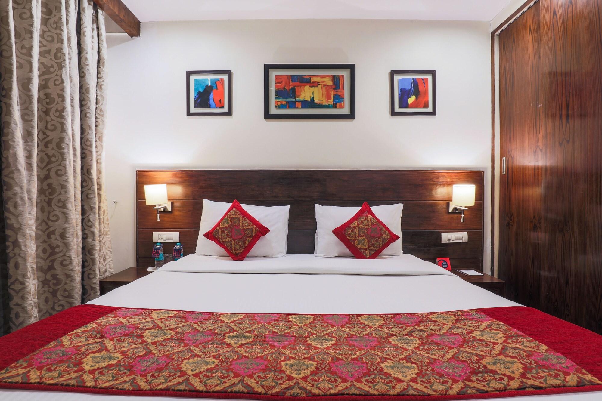 Bluestone Nehru Place By The Cosy Hotel New Delhi