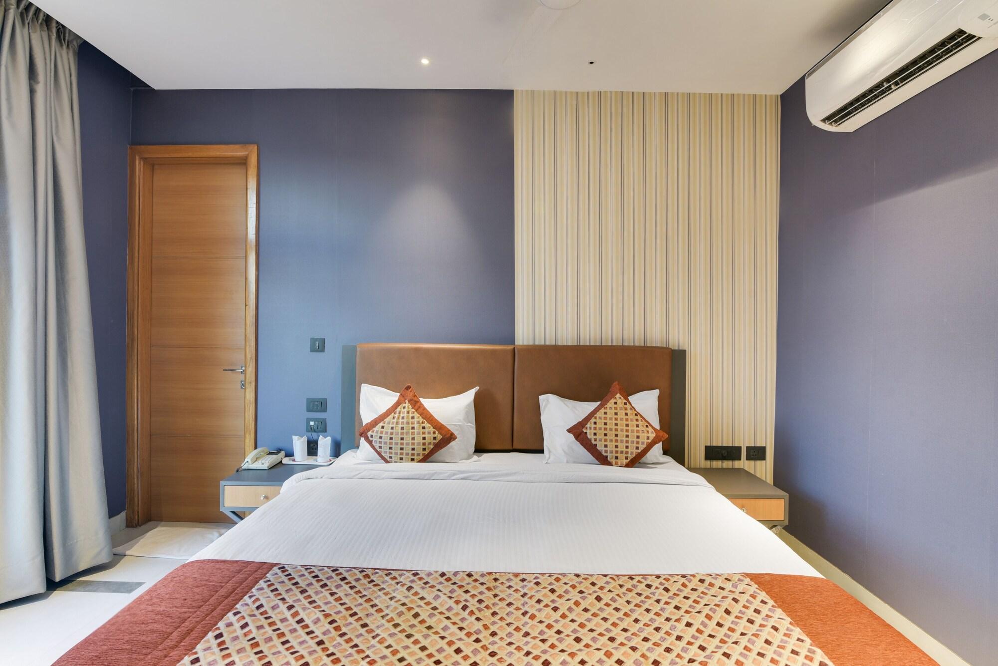 Hotel Bluestone Nehru Place By The Cosy