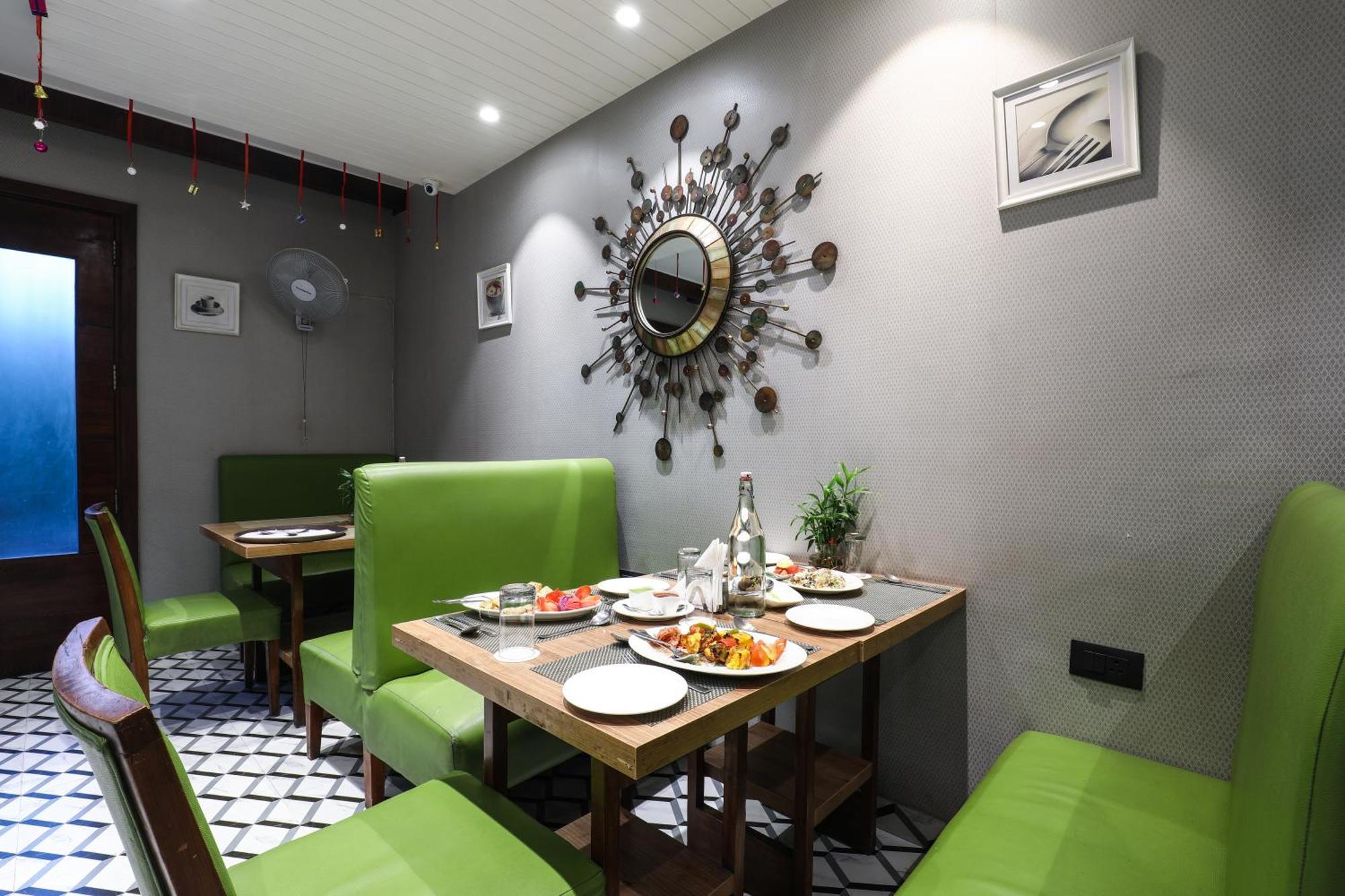 Hotel Bluestone Nehru Place By The Cosy New Delhi