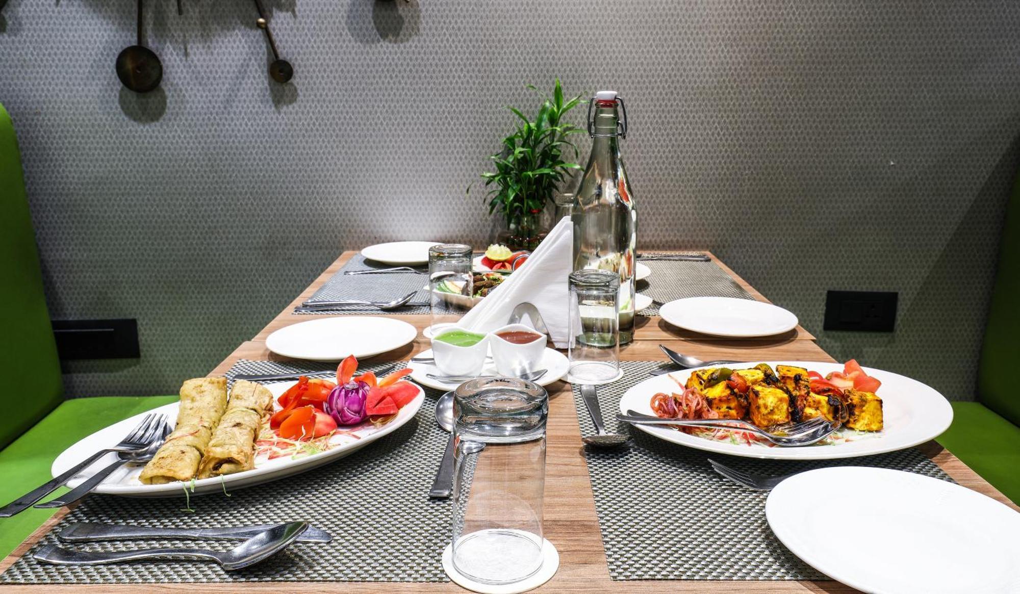 Bluestone Nehru Place By The Cosy Hotel