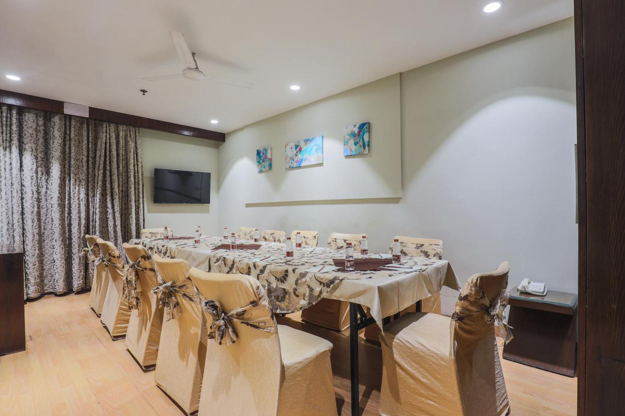 Bluestone Nehru Place By The Cosy