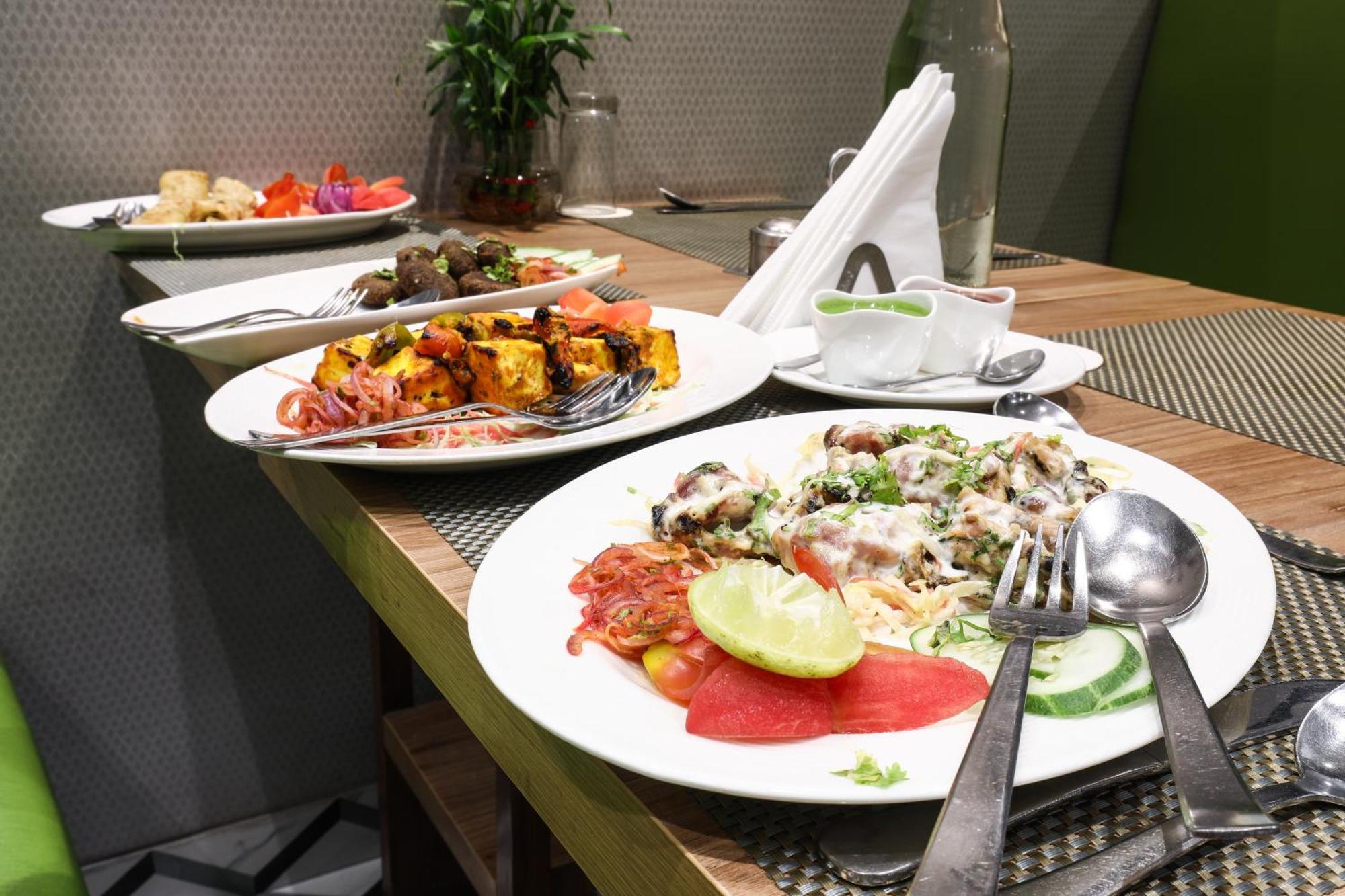 Bluestone Nehru Place By The Cosy Hotel 4*