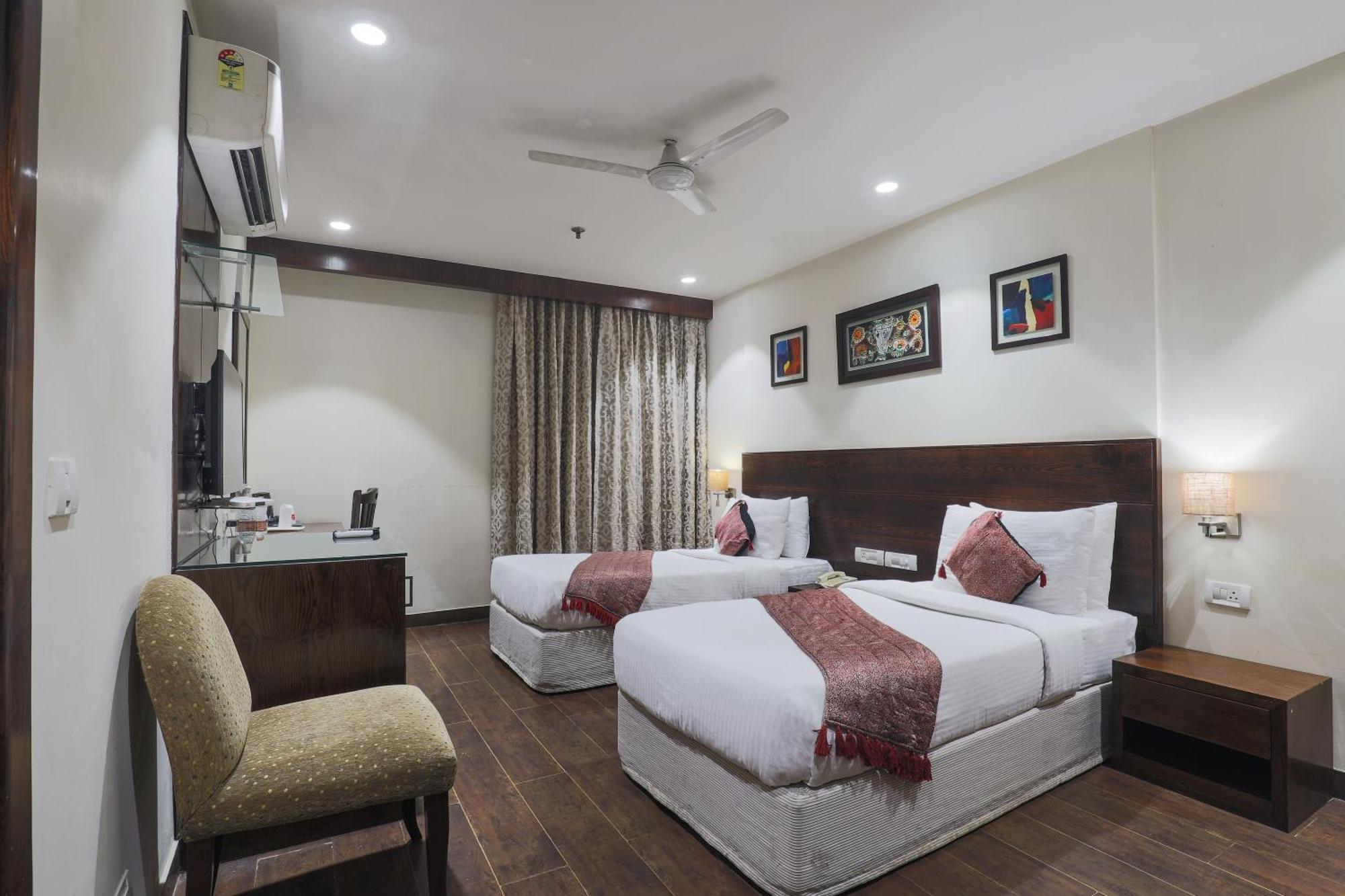 Bluestone Nehru Place By The Cosy Hotel New Delhi