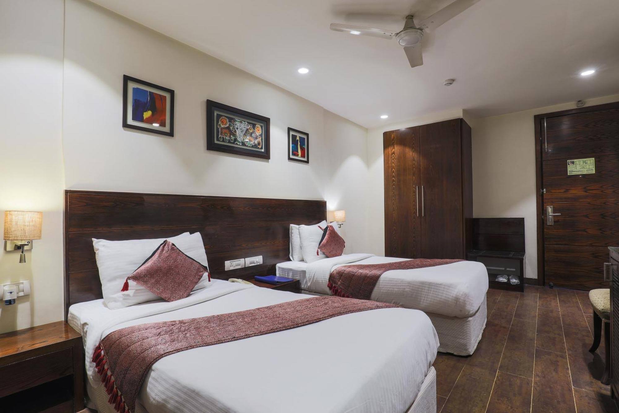 Hotel Bluestone Nehru Place By The Cosy New Delhi