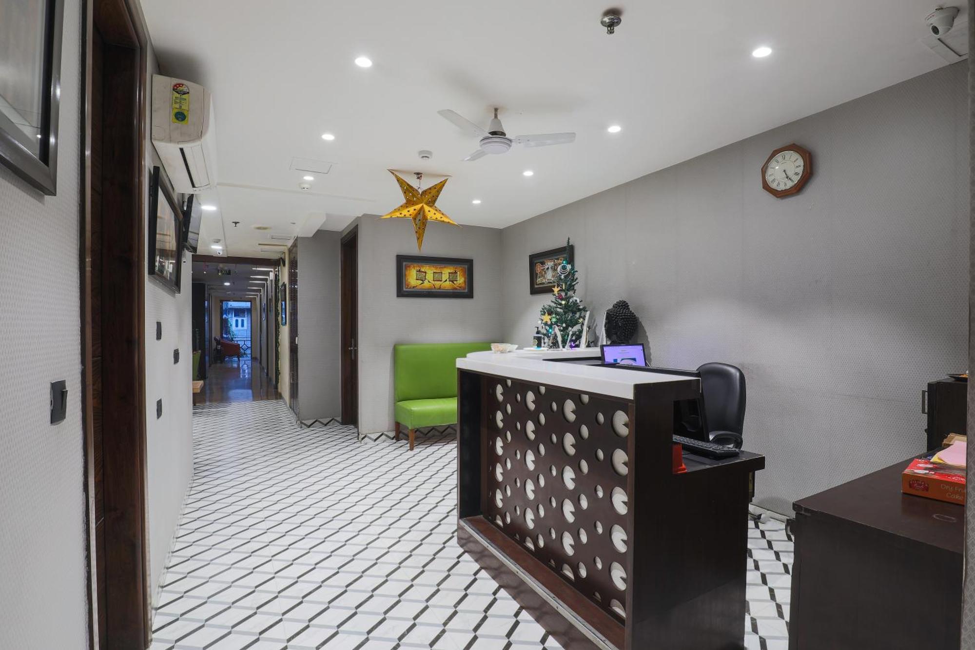Hotel Bluestone Nehru Place By The Cosy