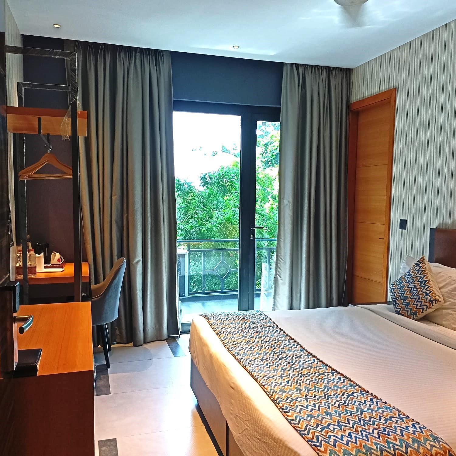 Bluestone Nehru Place By The Cosy