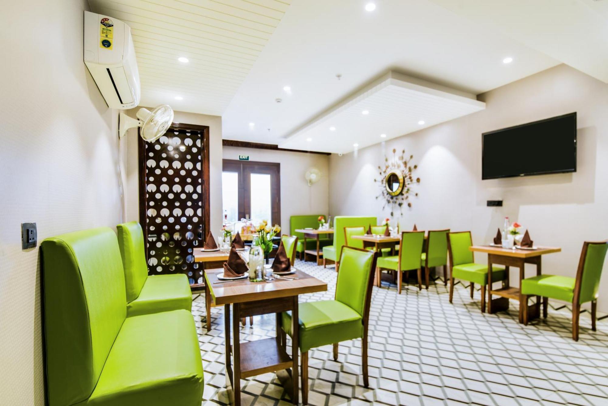 Hotel Bluestone Nehru Place By The Cosy
