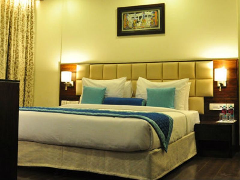 Bluestone Nehru Place By The Cosy New Delhi