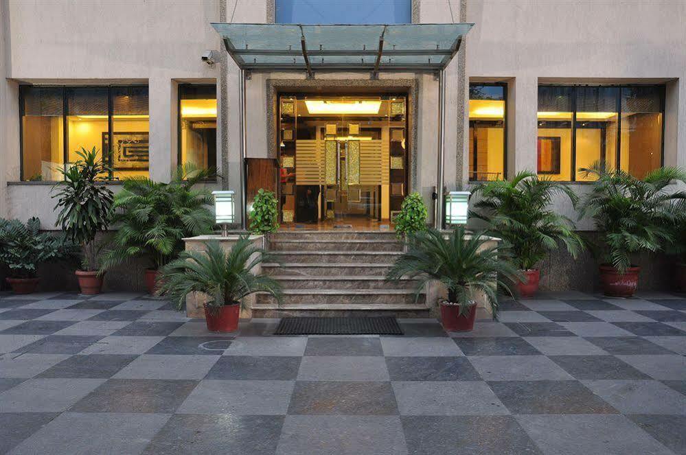 Bluestone Nehru Place By The Cosy Hotel New Delhi